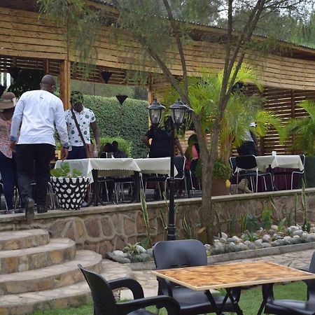 Acacia Hotel Mbarara Nyamitanga Екстериор снимка