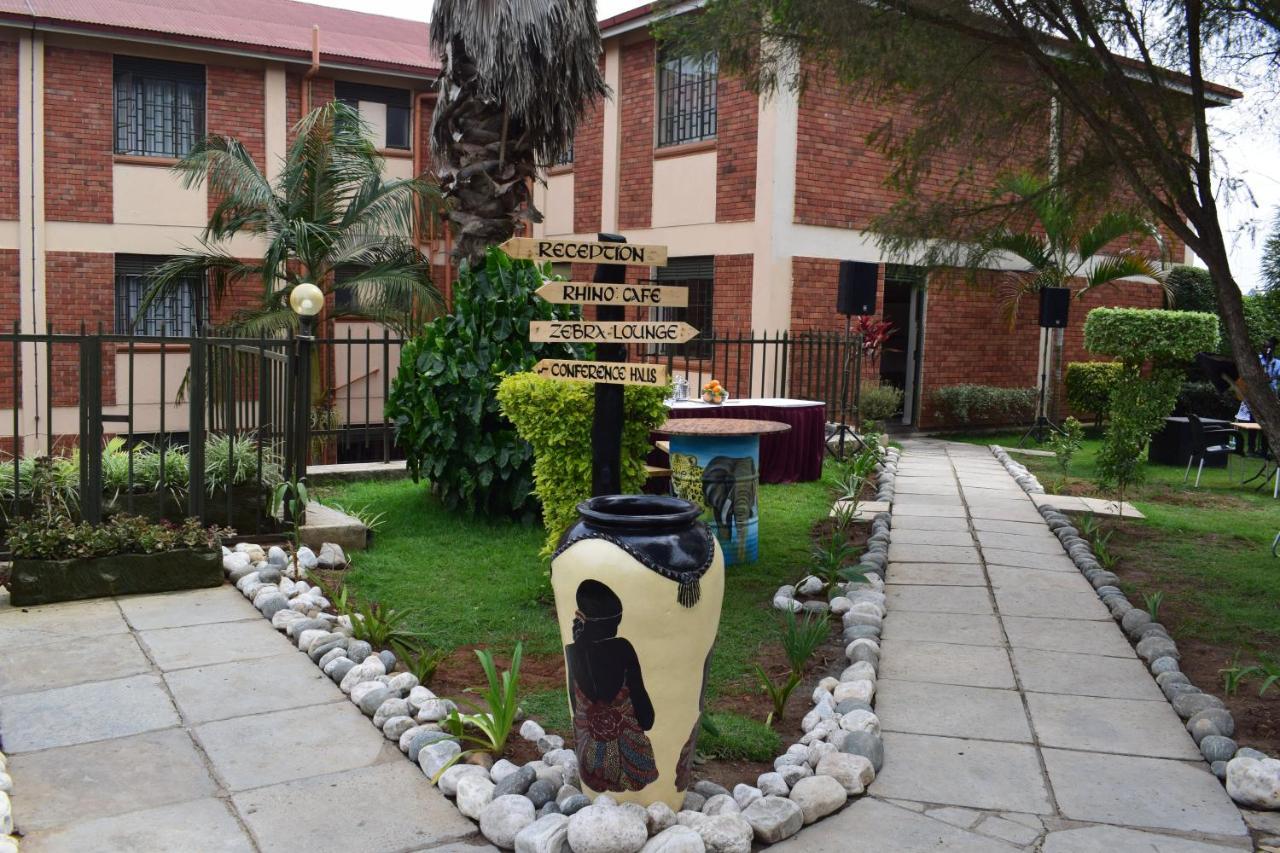 Acacia Hotel Mbarara Nyamitanga Екстериор снимка