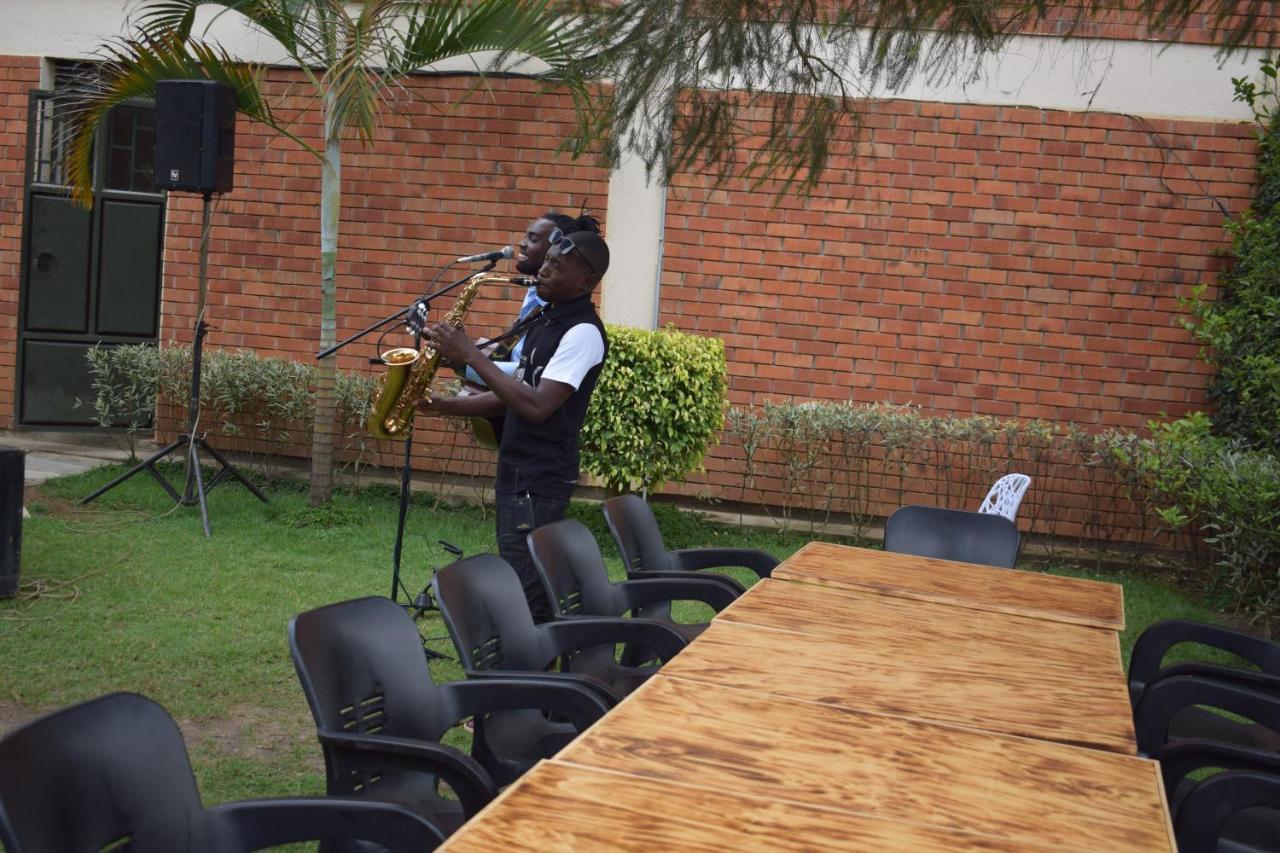 Acacia Hotel Mbarara Nyamitanga Екстериор снимка