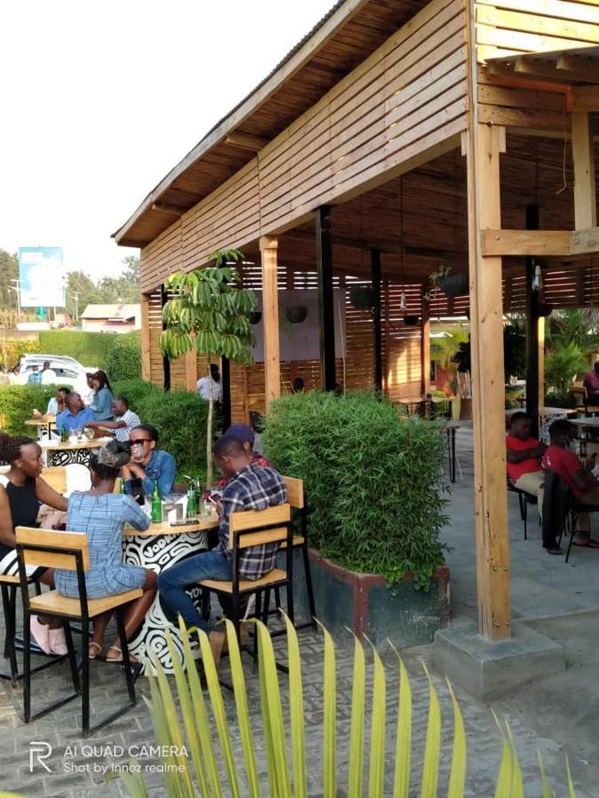 Acacia Hotel Mbarara Nyamitanga Екстериор снимка
